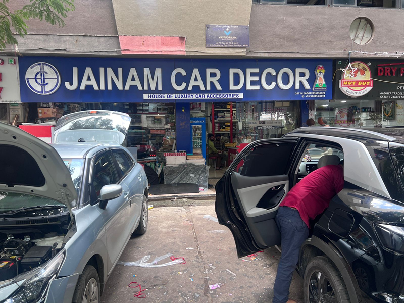 Cover photo of Jainam Car Decor